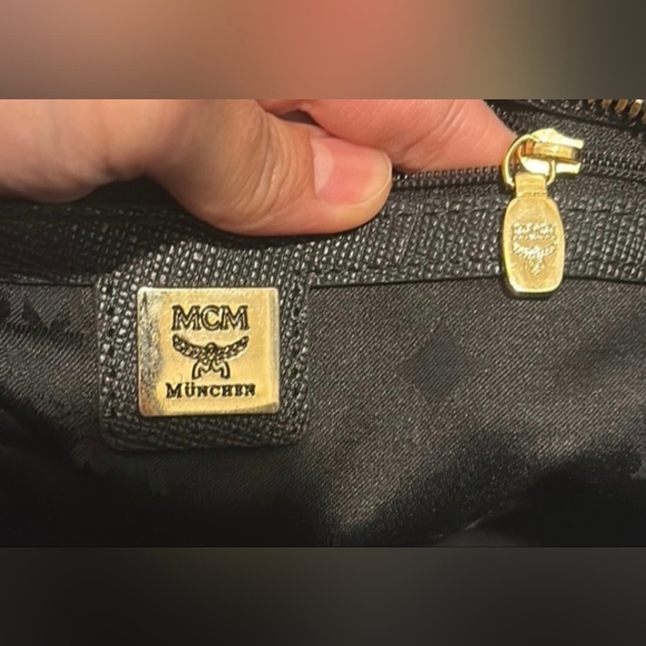 MCM Munchen Tote Black Saffiano Leather Handbag (EUC) - Picture 10 of 12